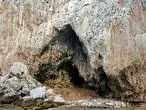 Descubren en Gibraltar un grabado abstracto hecho por neandertales 