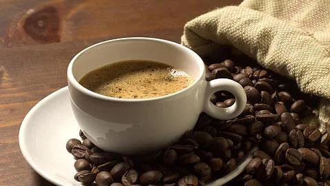 El café, con o sin cafeína, protege nuestro hígado