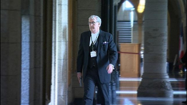 Canadá celebra al veterano Vickers, el héroe que abatió al terrorista en el Parlamento
