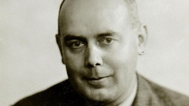 Un modesto empleado de banca engañó a centenares de espías nazis en Inglaterra