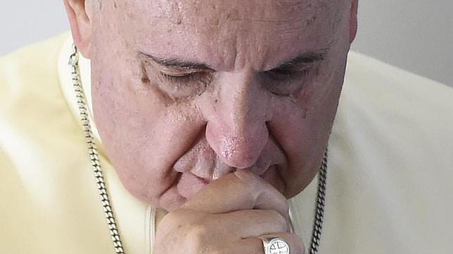 El Papa dona regalos a una rifa para los pobres de Roma