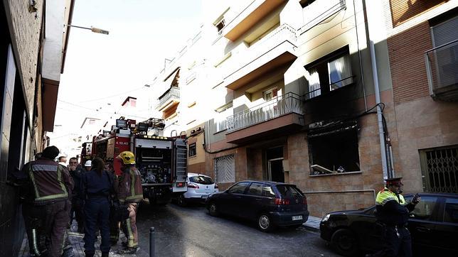 Un muerto y cinco heridos en una explosión en un piso de Mollet ... - ABC.es