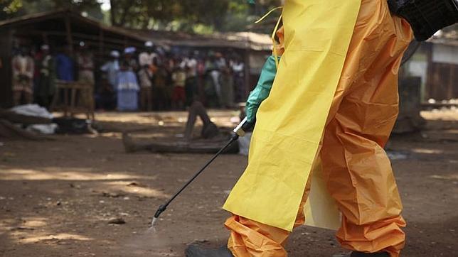 La OMS inicia las pruebas de la vacuna contra el ébola en Guinea 
