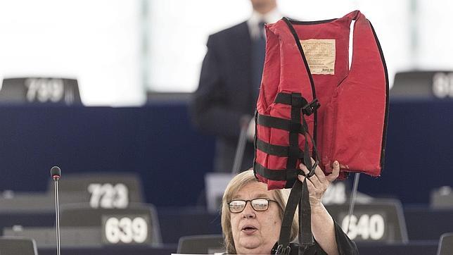 Juncker pide a los países de la UE que acepten cuotas de refugiados