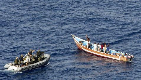 España refuerza su presencia militar en África contra la inmigración ilegal