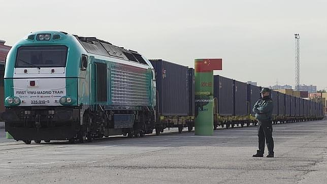 El «tren de la seda» regresa a China cargado de aceite, vino y agua mineral de España 