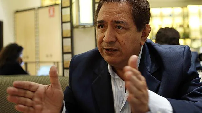 Pablo Medina: «El engaño sobre la muerte de Chávez inició la oposición a Maduro»