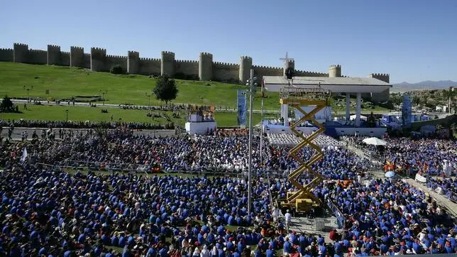 El Papa anima a los jóvenes de Ávila a «no conformarse con una vida mediocre»