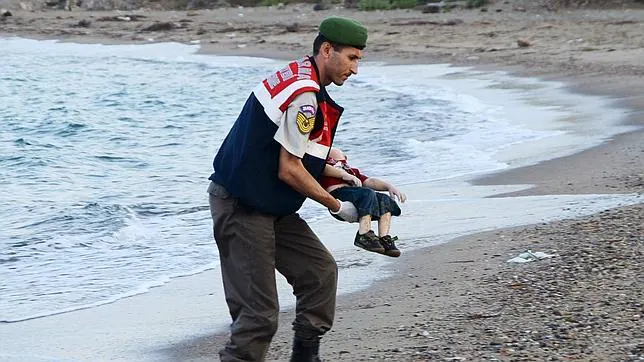 Once refugiados sirios mueren ahogados al intentar alcanzar la isla griega de Kos desde Turquía