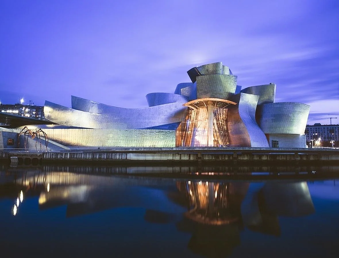 El Museo Guggenheim Bilbao, España