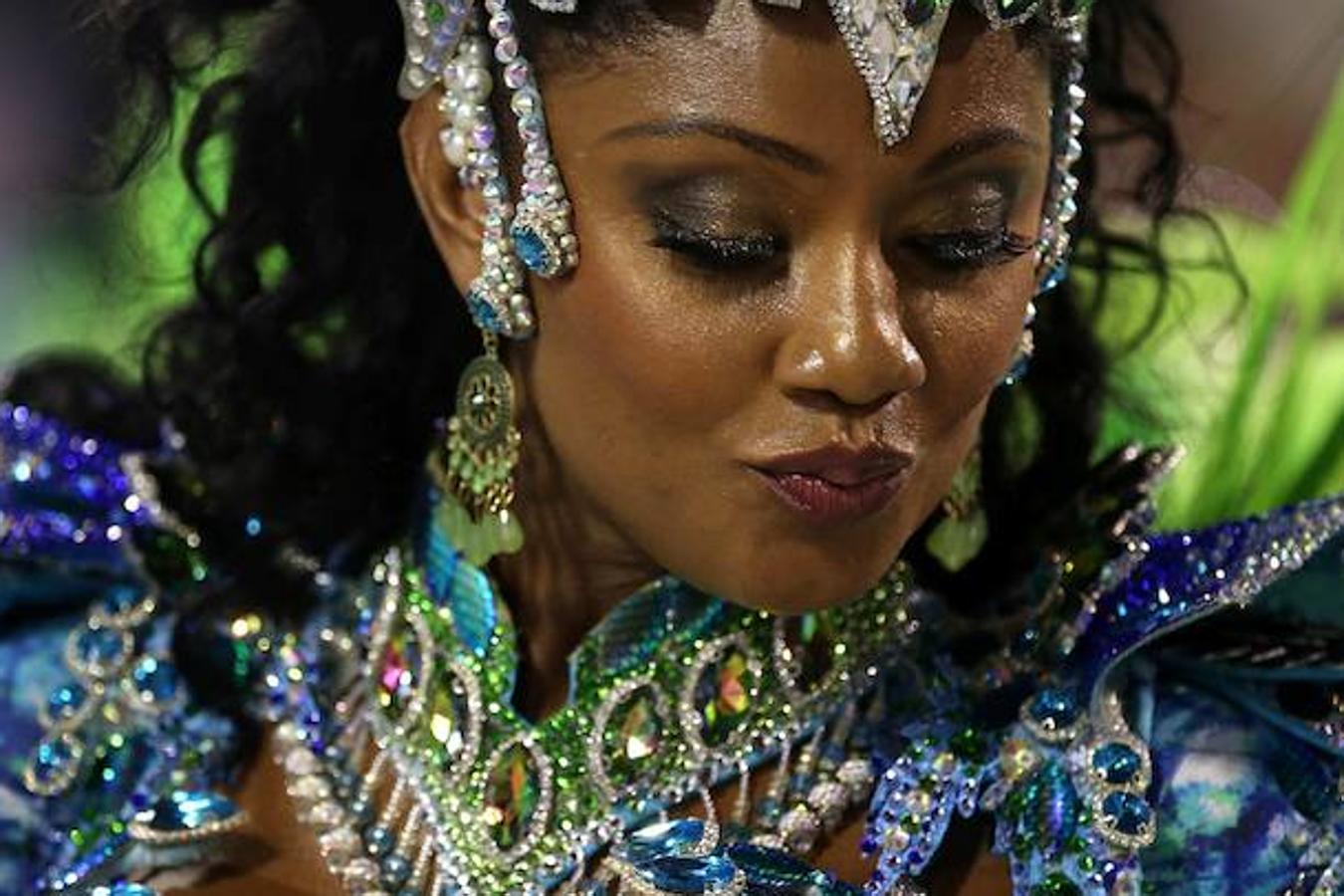 Desfile de las escuelas de samba en Río de Janeiro
