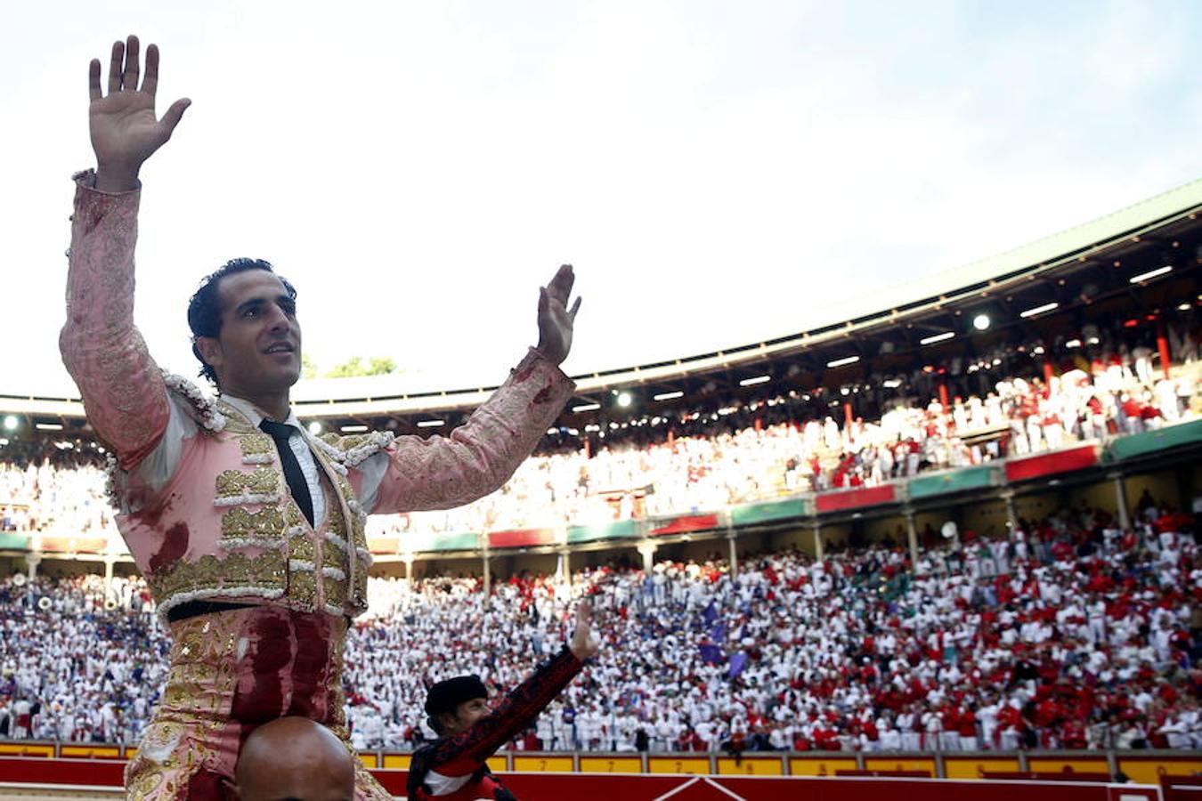 Iván Fandiño salió a hombros en la Feria de San Fermín 2014
