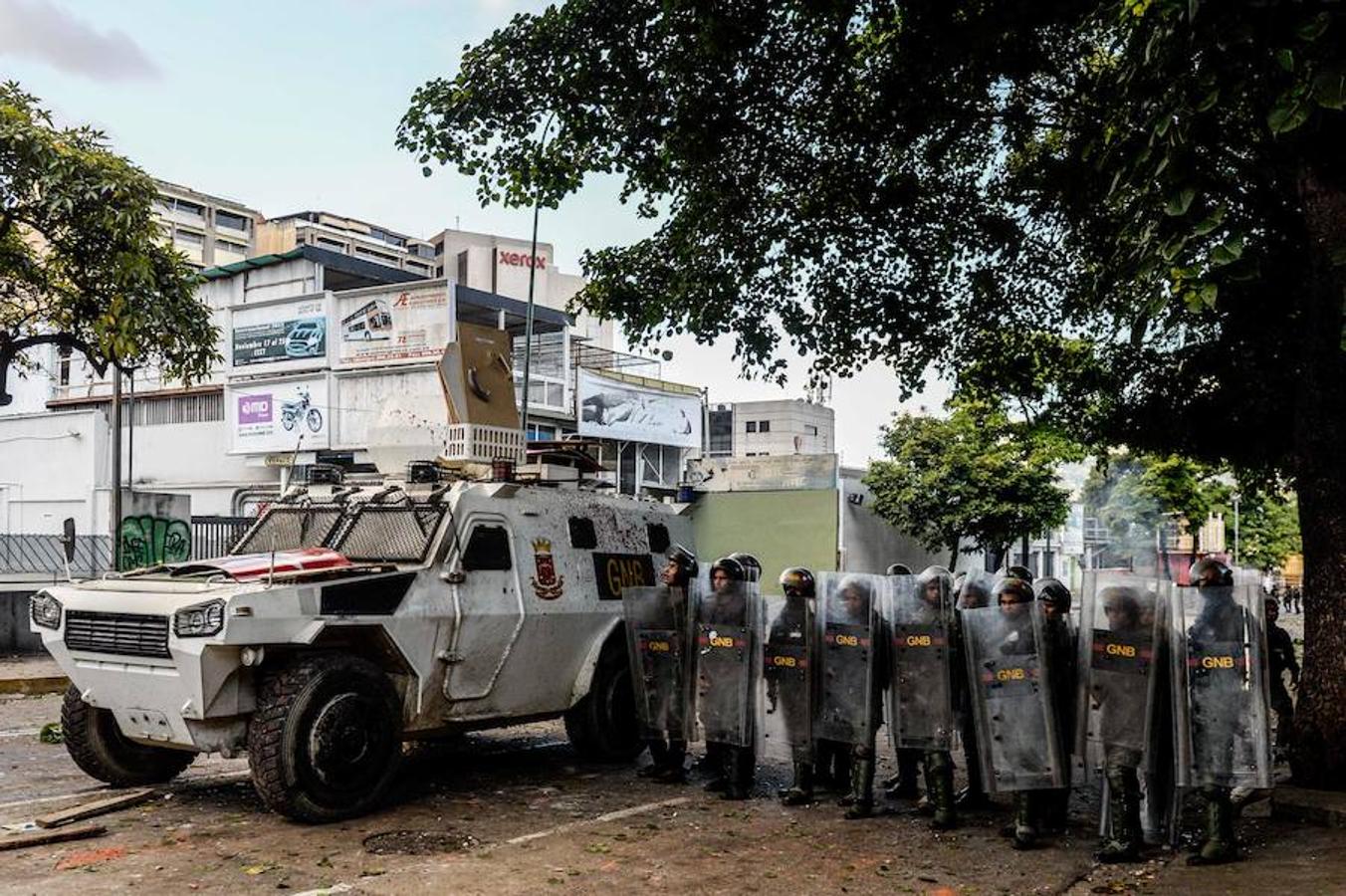 http://www.abc.es/media/MM/2017/07/27/huelga-general-venezuela34-U10109771206xc--1352x900@abc.jpg