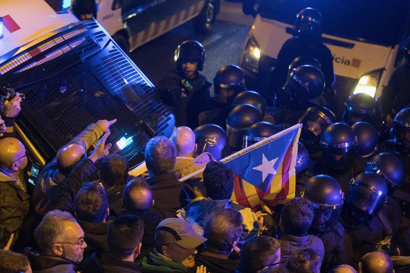 Qué son los CDR, los grupos que lideran las protestas por la libertad de los presos soberanistas y la independencia Catalunia2-k40B--1350x900@abc