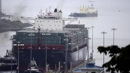 Un buque chino inaugura la ampliación del Canal de Panamá 