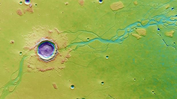 Un gran impacto sacó a la luz el hielo de agua del subsuelo de Marte y creó una inundación