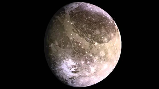 Ganímedes, la mayor de las lunas de Júpiter