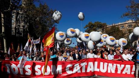 Iceta, Borrell, Ciudadanos y el PP encabezan la manifestación