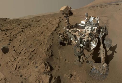 El rover Curiosity explora las rocas y el clima más antiguo de Marte. El hielo permite estudiar el clima más reciente