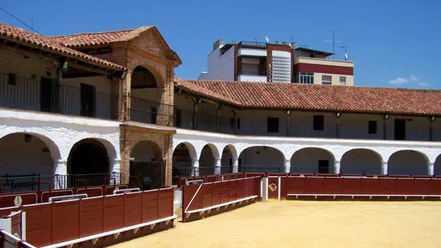 Plaza de toros de Almadén