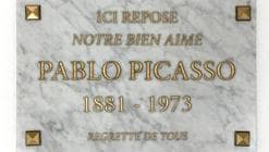 Falsa lápida de Picasso