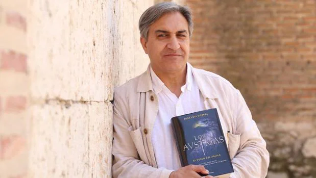 José Luis Corral, durante la presentación de su novela en Tordesillas