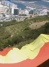 Bremain - Detenido en Gibraltar el presidente de VOX Madrid por desplegar una bandera española Presidente-vox-kFm-U102550088162lbC-160x220@abc-Home