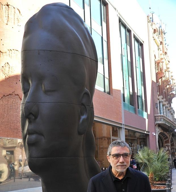 Resultado de imagen de Barcelona negocia con Plensa la compra de la escultura 'Carmela'
