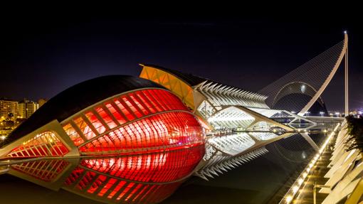 Resultado de imagen de fotos ciudad artes y ciencias valencia de noche