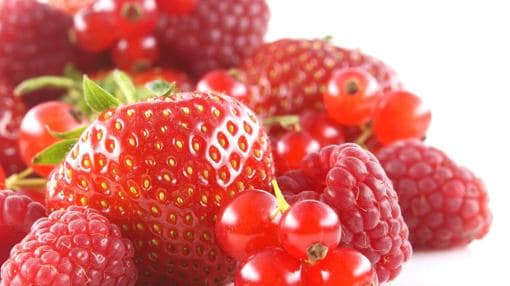 Los frutos rojos contienen pigmentos que protegen el sistema nervioso y la memoria