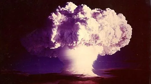 Explosión de la bomba termonuclear Ivy Mike (1 de noviembre de 1952).