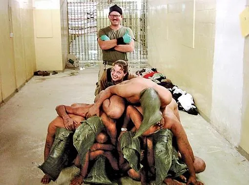 Imágenes de las torturas de Guantánamo