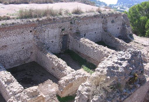 Ruinas de Villa Jovis, residencia de Tiberio en Capri.