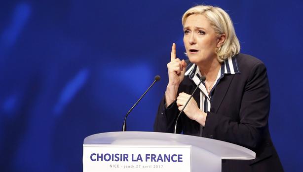 Marine Le Pen: «El euro está muerto»