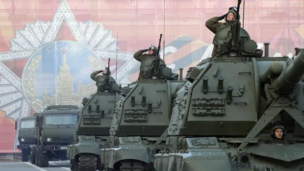 [Imagen: tanques-rusia-kovB--620x349@abc.jpg]
