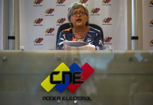 La presidenta del Consejo Nacional Electoral, Tibisay Lucena, este martes