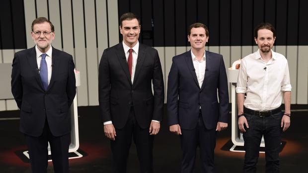 Sánchez, Iglesias y Rivera regalan el debate a Rajoy 