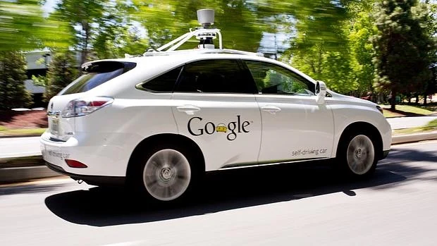 Primer accidente del coche autónomo de Google