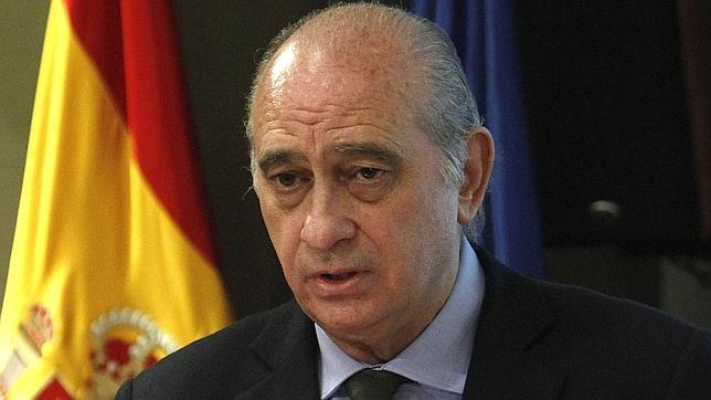 Fernández Díaz anuncia que «se han tomado medidas» tras el indulto al kamikaze