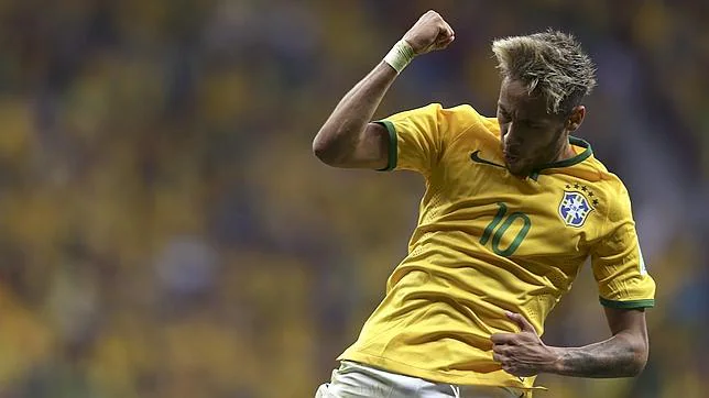 Show de Neymar y Brasil a octavos