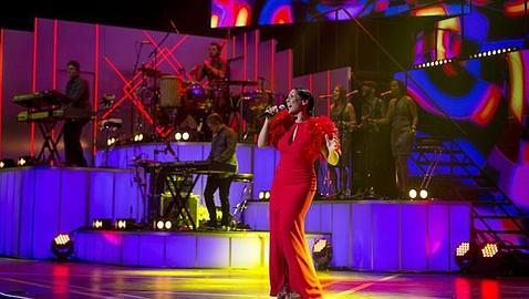 Así fue el regreso de Rosa a Eurovisión cantando el mítico «La la la» de Massiel