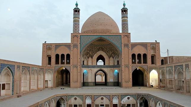 La mezquita de Agha Bozorg en Kashan