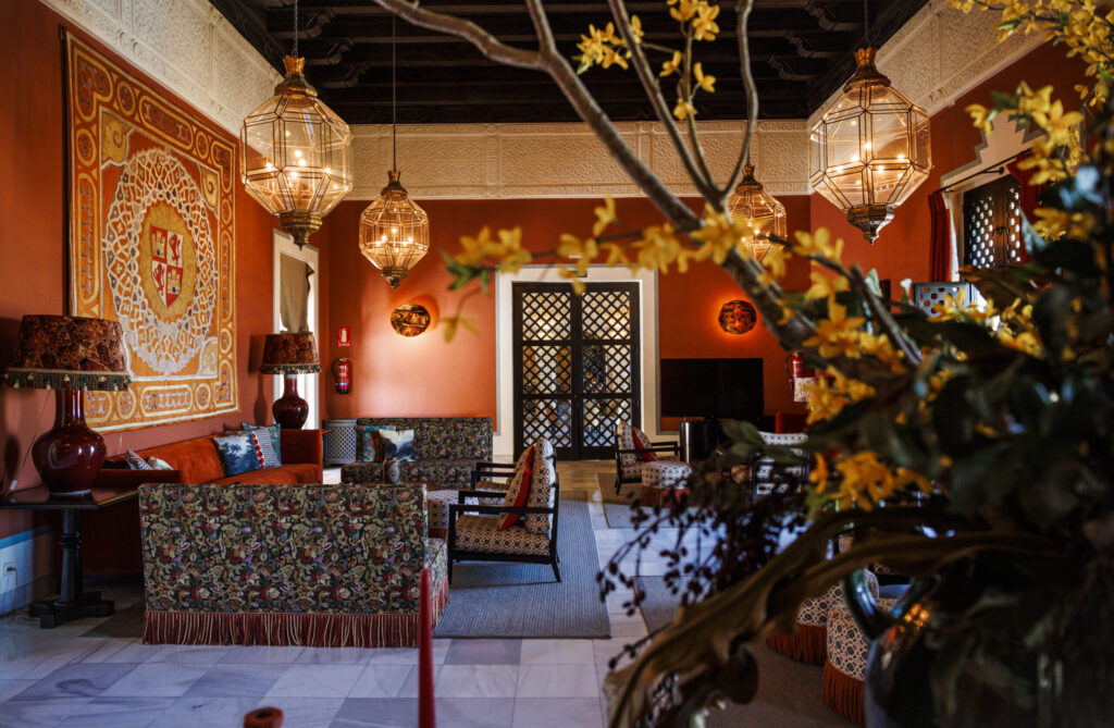 Detalle del Salón Bermejo del Parador de Carmona