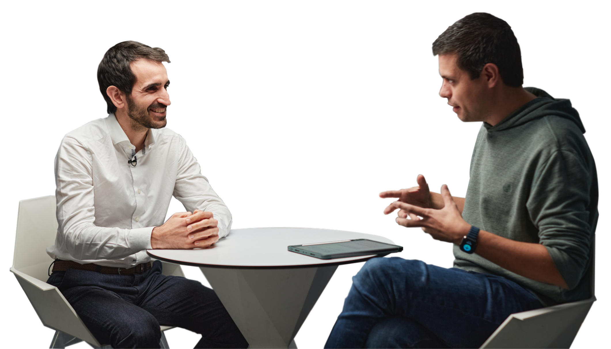 imagen coche con protas de la entrevista