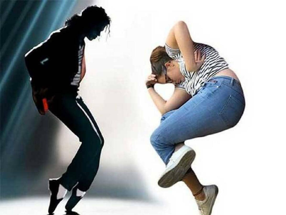 Bailando con Michael Jackson, el rey del pop.