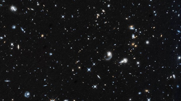 La primera imagen capturada por el Hubble después de regresar del «modo seguro» muestra un campo de galaxias en la constelación de Pegaso