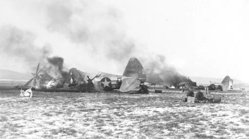 Aviones destruídos en la operación
