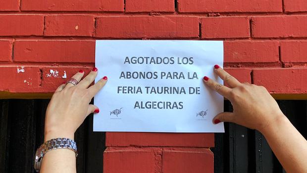 Cartel de No hay abonos en Algeciras
