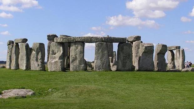 stonehenge-kYcG--620x349@abc.jpg