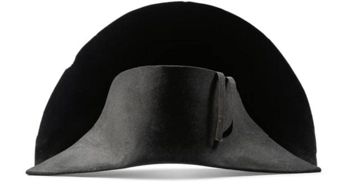 latitud censura borde Descubren que un sombrero conserva ADN de Napoleón